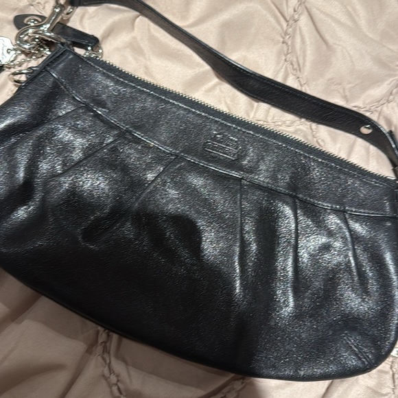 Coach Black leather shoulder bag - Picture 5 of 5